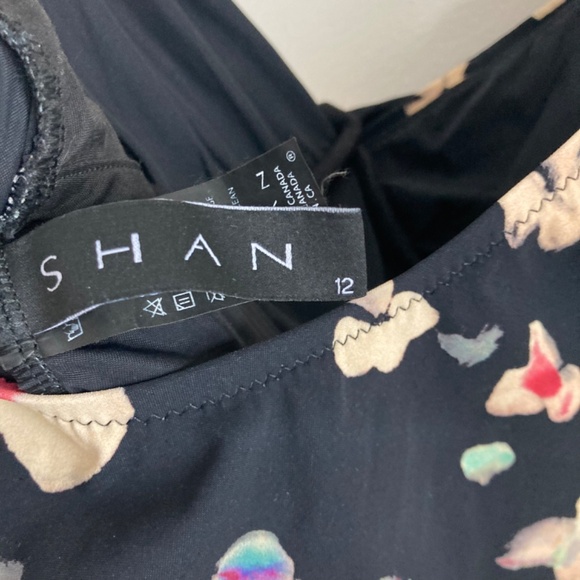 SHAN Women’s one piece floral swimsuit - Picture 4 of 5